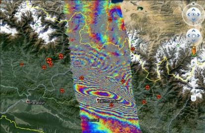 novi satelitski posnetki osvetljujejo potres z magnitudo 7 in 8 v Nepalu