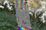 Nove satelitske slike osvetljujejo potres v Nepalu