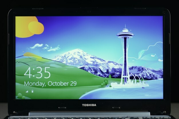 Pregledni zaslon Toshiba Satellite S955