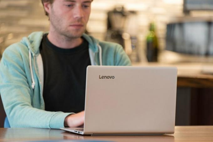 Lenovo Ideapad 710S