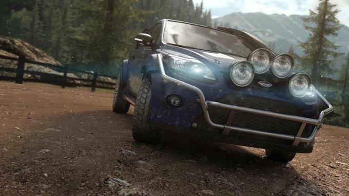 ubisofts 오픈 월드 멀티플레이어 레이싱 게임 크루 1370793246 thecrew render ford focus rs2010 dirt nologo의 비하인드 더 휠 