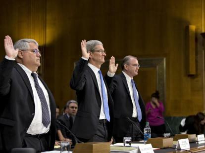 Tim Cook Apple Court