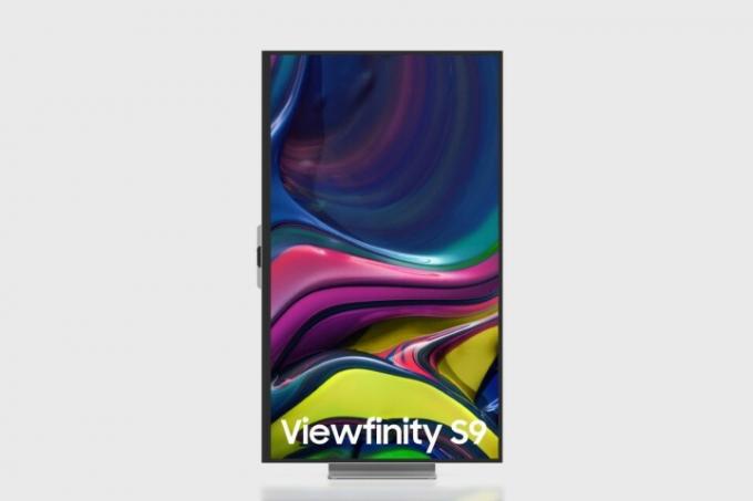 ה-Samsung Viewfinity S9 התהפך למצב פורטרט.