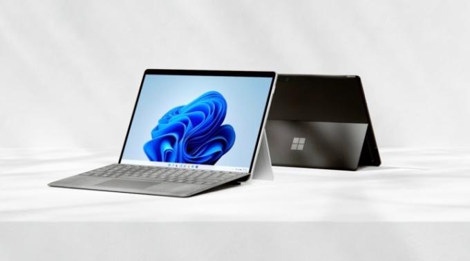 Microsoft lanserer Surface Pro 8.