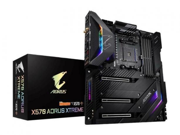 Gigabyte Aorus X570 Xtreme bundkort og boks.