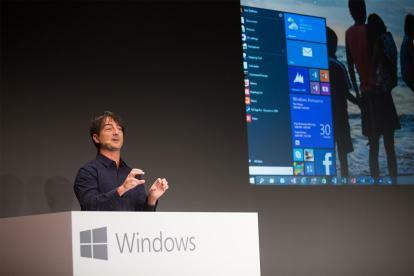 Joe Belfiore visar en tjuvtitt på Windows 10 Technical Preview