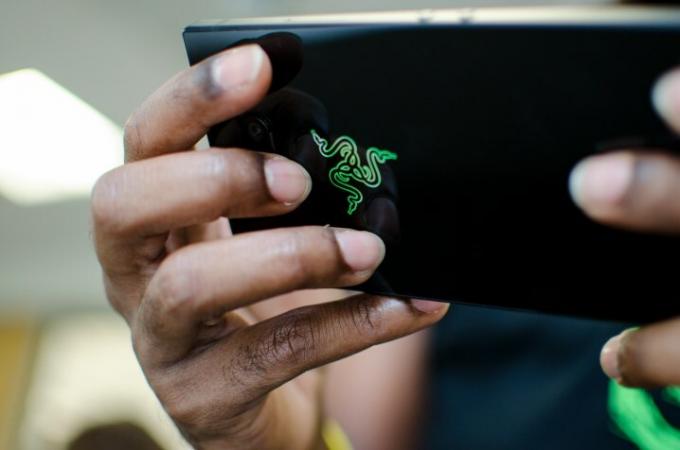 Razer Phone 2 практически