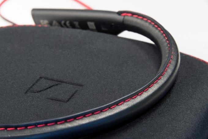 Revisión de los auriculares inalámbricos internos Sennheiser HD1 Pipingtrim