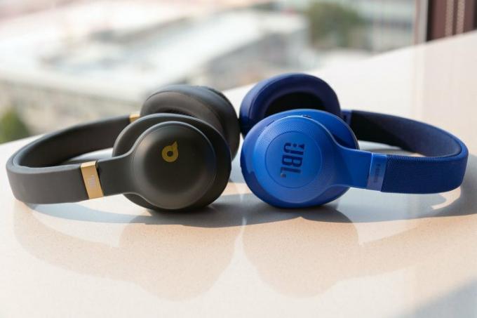 ชุดรีวิว JBL E55 BT Quincy Edition