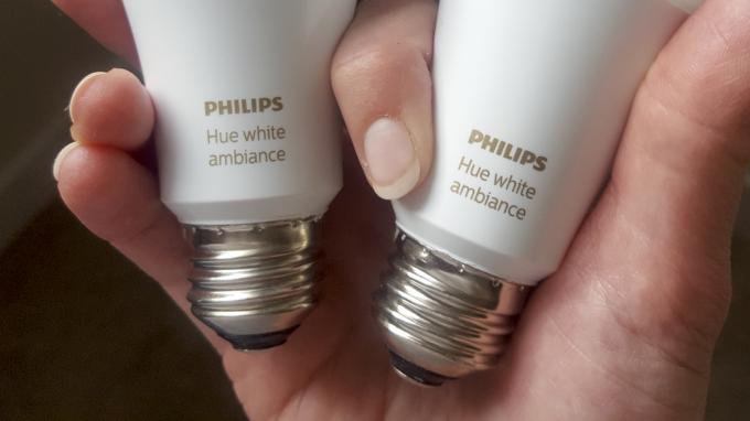 „Philips Hue White Ambiance Starter Kit“ apžvalga
