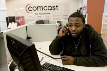 Cable Giant Comcast įsigyti Time Warner Cable