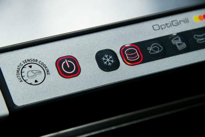 T-fal-Optigrill-power-button-close-up