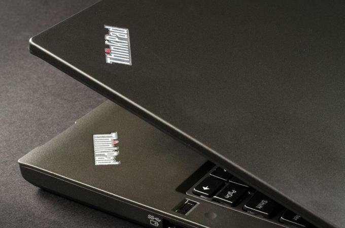 Lenovo 431S venstre toppvinkel makro