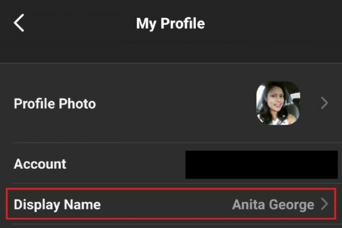 Seleccionar la opción Nombre para mostrar de la aplicación móvil Zoom en la sección Mi perfil.