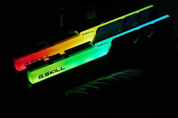 Палиці G.Skill TridentZ RGB RAM.