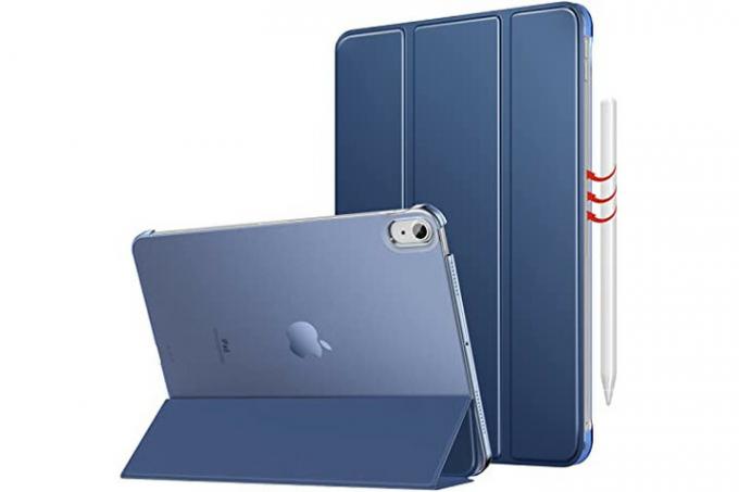 Η θήκη MoKo Trifold Case σε μπλε χρώμα στο iPad Air 5 που δείχνει τη θήκη διπλωμένη σε βάση στήριξης.