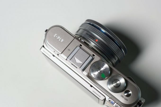 Olympus PEN E-PL9 recension