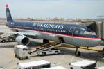 US Airways säger förlåt efter att ha twittrat en porrbild till en missnöjd flygare