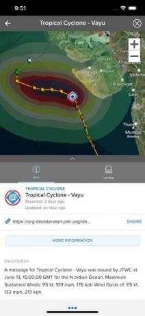 Screenshot dell'app Disaster Alert che mostra una mappa di un ciclone tropicale e ulteriori informazioni