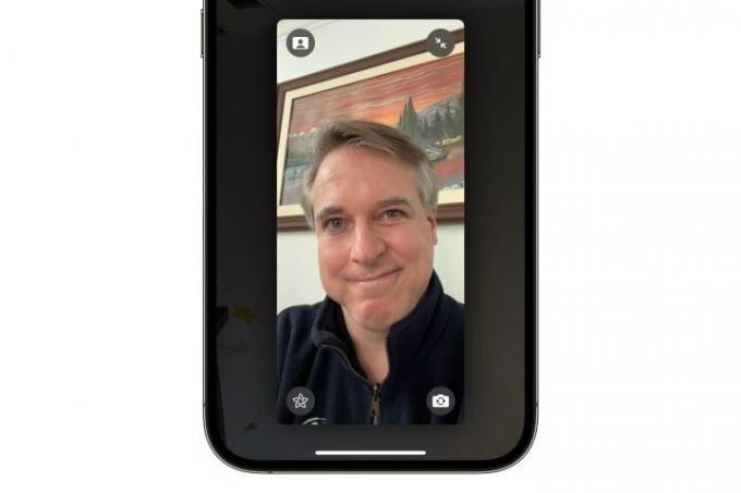 FaceTime z wyłączonym trybem portretowym na iPhonie 14 Pro Max.