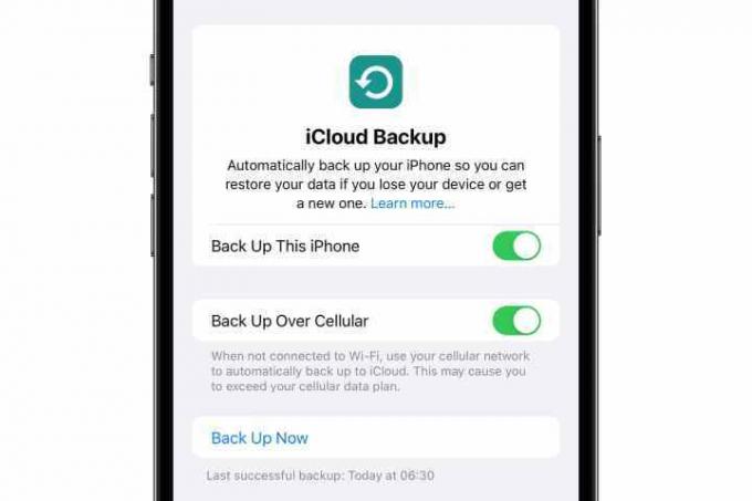 หน้าจอสถานะการสำรองข้อมูล iCloud แสดงเวลาการสำรองข้อมูลสำเร็จครั้งล่าสุด