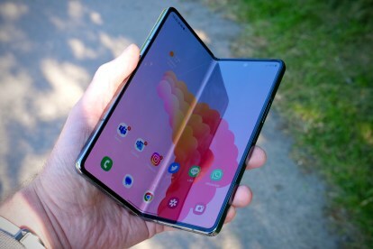 Giga popust je pravkar pristal na Samsung Galaxy Z Fold 4