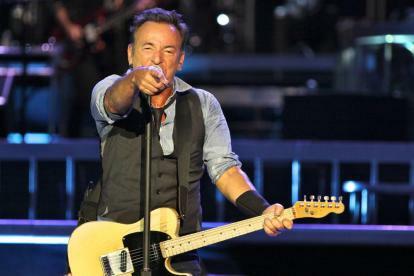 Springsteen odwołuje koncert nc hb2 bruce