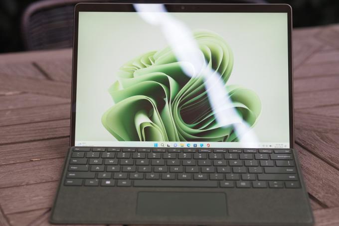 Akcie Microsoft Surface Black Friday: Surface Pro a notebook