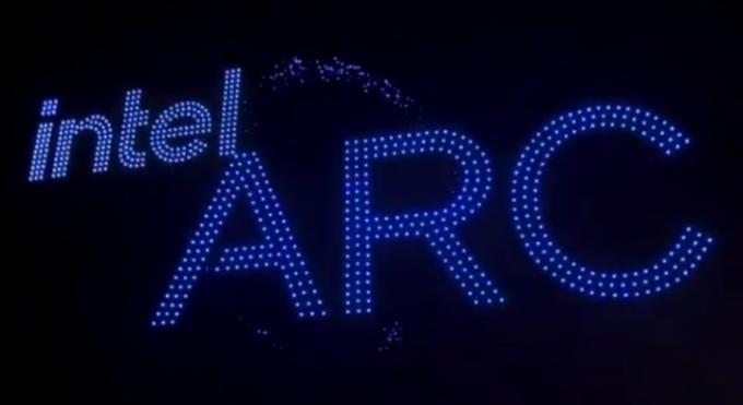 LED que forman el logotipo de Intel ARC.