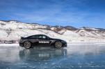 Imaš ogrevane sedeže? Nissan GT-R po zmrznjenem ruskem jezeru doseže 282 milj na uro
