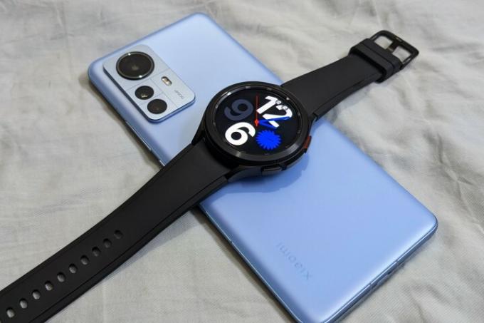 Galaxy Watch 4 บน Xiaomi 12 Pro