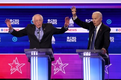 Bernie Sanders en Joe Biden tijdens het democratische debat