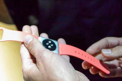 Apple Watch for å bruke hudkontakt for sikre NFC-kjøp