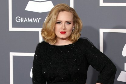 Adele single hello a történelem legtöbbet letöltött debütálása