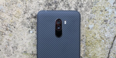 pocophone f1 da xiaomi façanha de revisão