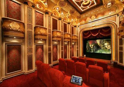 Cinema em casa super rico da TK Theatres