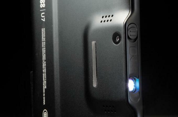 SmartDevices SmartQ U7 για έλεγχο βιντεοπροβολέα tablet