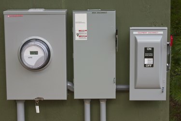 Detailní záběr na elektrický ovládací panel