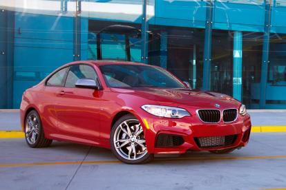 2014 BMW M235i Coupe edessä oikea