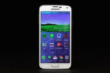 Samsung Galaxy S5 recenzuje ekran główny Androida