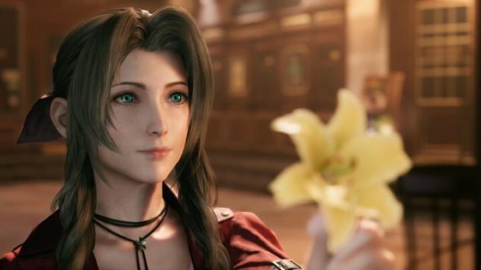 Aerith segurando uma flor amarela.