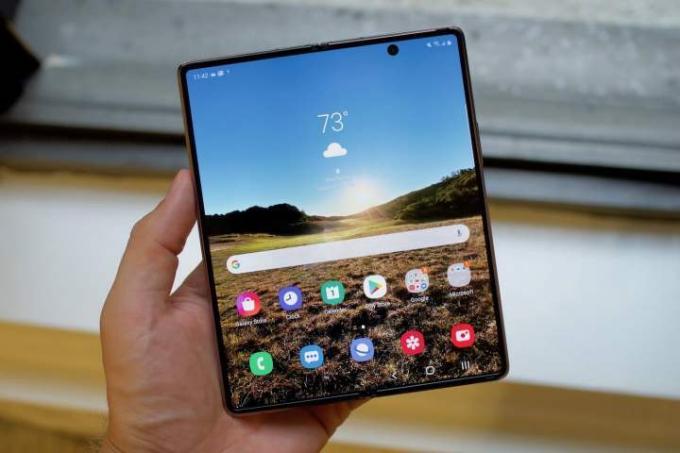 Samsung Galaxy Z Fold 2 avautui.