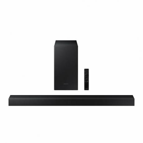 Samsung 170-watowy, 2.1-kanałowy soundbar z bezprzewodowym subwooferem.