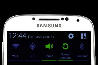 Samsung Galaxy S4 มาโครหน้าจอ Super AMOLED แบบ Full HD