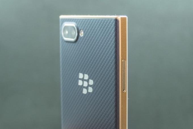 Преглед на BlackBerry Key2 LE