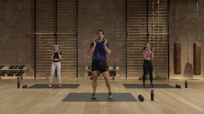 Apple Fitness Plus recenzja zrzutów ekranu trainers3