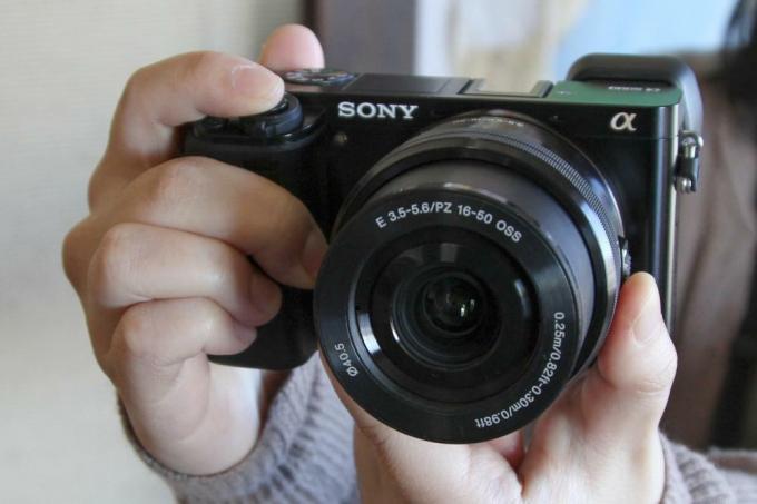Sony onthult alpha a6000 spiegelloze camera 6000 6