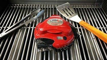 een grill-reinigingsrobot