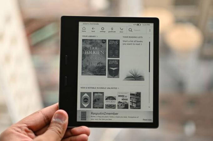 Recenzija Kindle Oasis (2019).