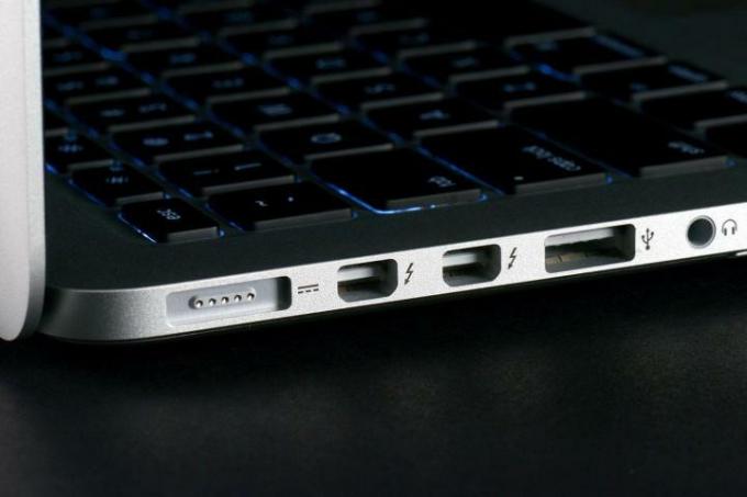 MacBook Pro 13 2013 vänster portar